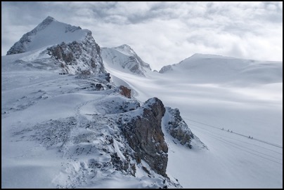 A view from the top of St Nicholas Peak, Wapta Icefield - Rocky Mountains - photo Tomasz http://rdvnature.com - rendez vous nature & aventure