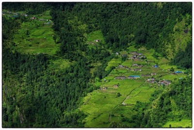 Chomrong, Nepal - photo Tomasz http://rdvnature.com