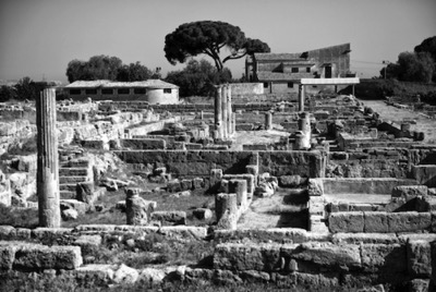 Cycling Sicilia - visiting Valle dei Templi in Agrigento - photo Tomasz rdvnature.com