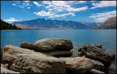 Wakatipu lake in New Zealand - photo Tomasz http://rdvnature.com
