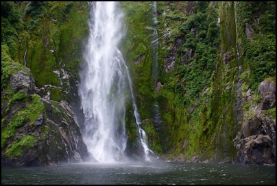 Stirling Falls, 155m high waterfall deep in Milford Sound, New Zealand - photo Tomasz http://rdvnature.com