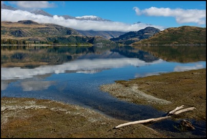 Lake Wanaka, New Zealand - photo Tomasz http://rdvnature.com