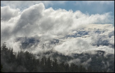 Mist & clouds over Hartz mountains, Tasmania - photo Tomasz http://rdvnature.com