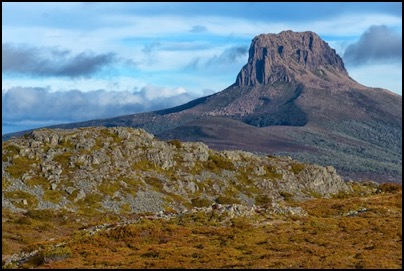 Barn Bluff, Tasmania - photo Tomasz http://rdvnature.com