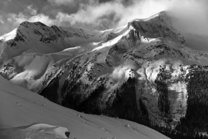 Mount Pollinger and Mount Mc Arthur, Little Yoho valley, BC - photo Tomasz rdvnature.com