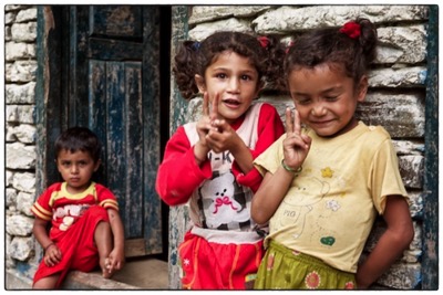 Nepali children in high valleys- photo Tomasz http://rdvnature.com